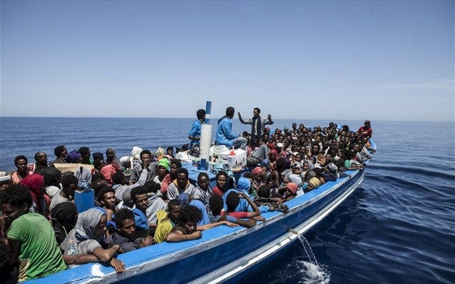 Βουλιάζει η Ιταλία από μετανάστες: Πάνω από 7.000 αναμένονται σήμερα -Ρέντσι: Δεν μπορούμε να υποδεχθούμε τους πάντες